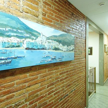 Hostal Orleans Барселона Экстерьер фото