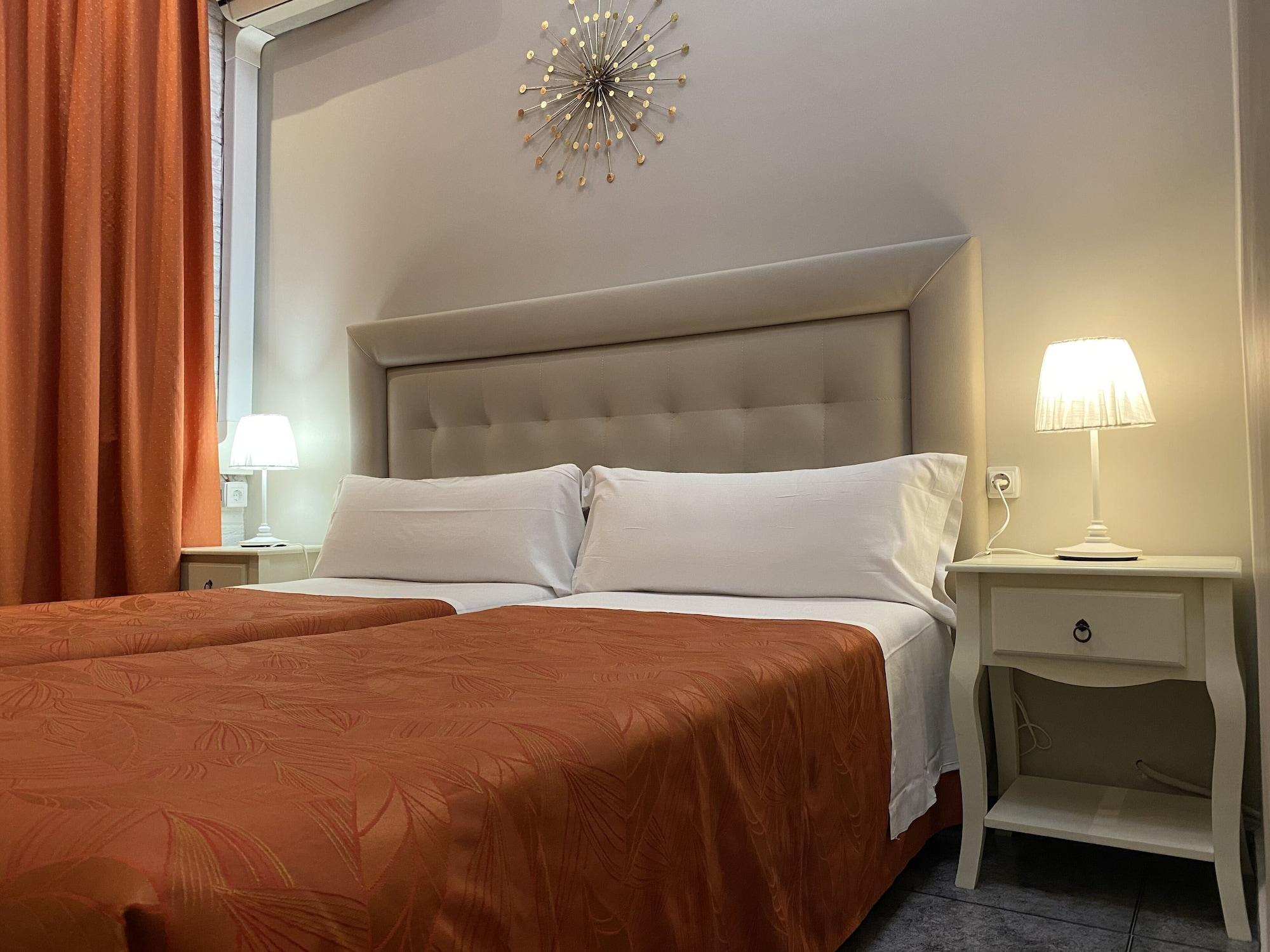 Hostal Orleans Барселона Экстерьер фото