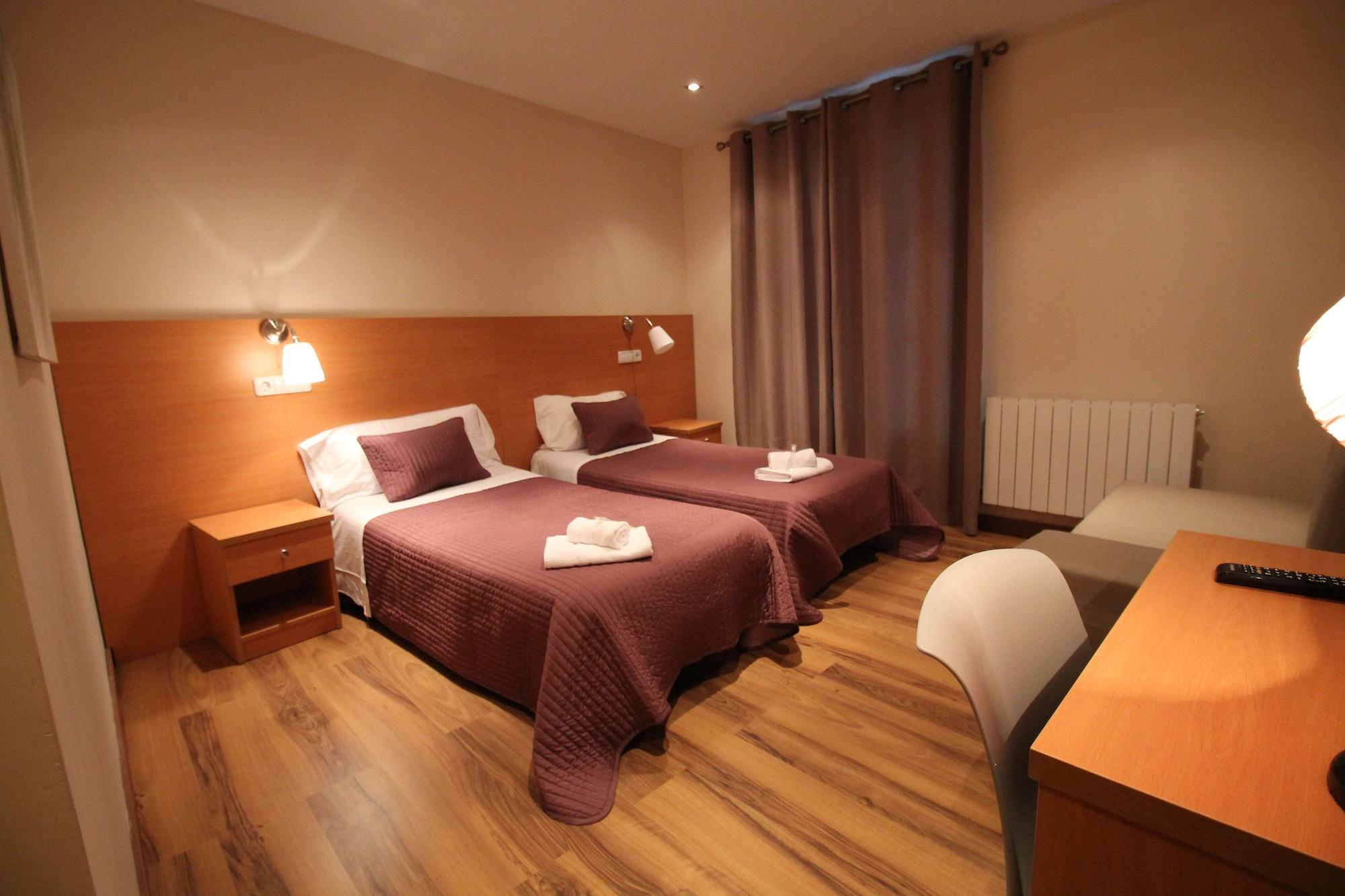 Hostal Orleans Барселона Экстерьер фото